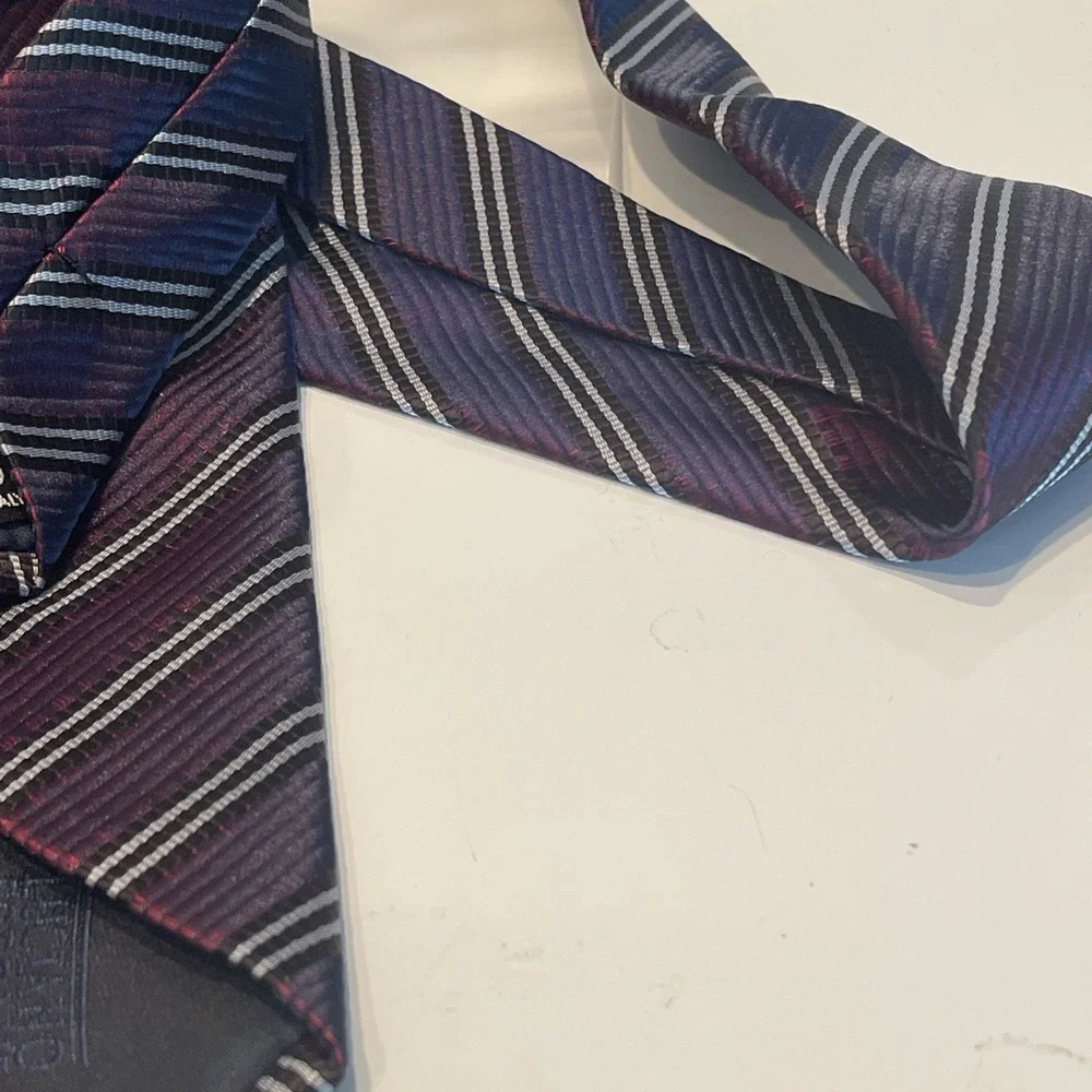 Luciano Soprani 100% Silk Tie Necktie Made In Italy Iridescent Repp Purple Black